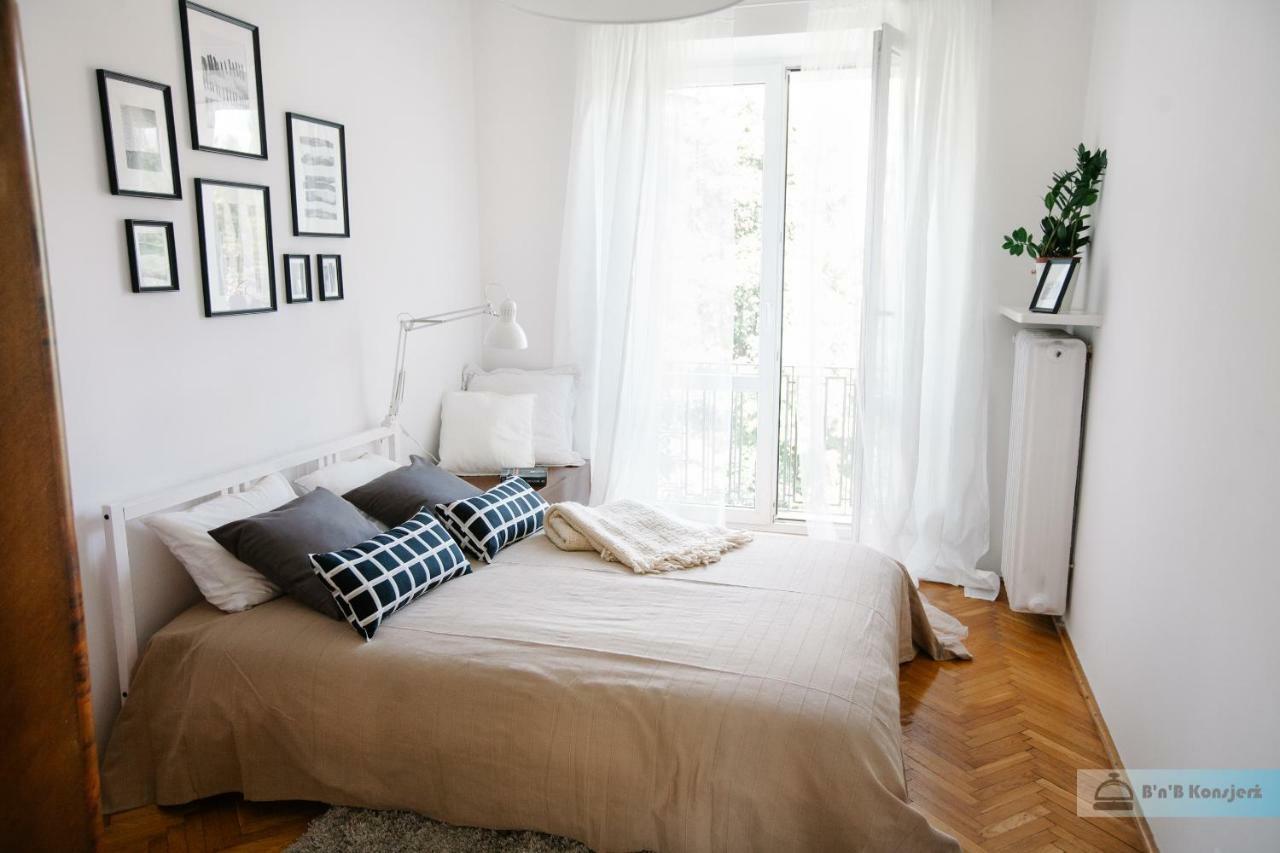 Concierge Bracka Retro Flat Warszawa